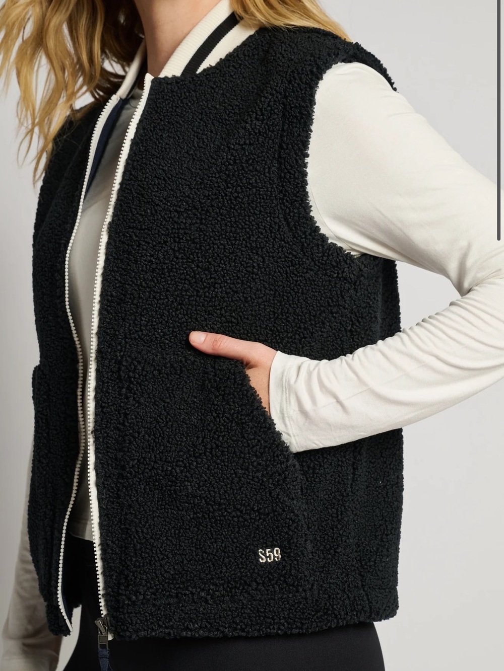 Splits59 | Aster Sherpa Vest | Black small